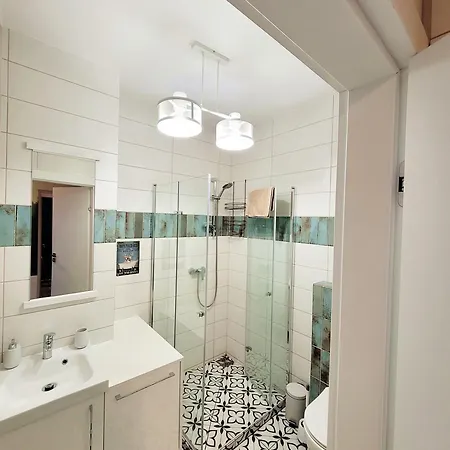 Przy Szlaku Jeleni Rum i privatbostad