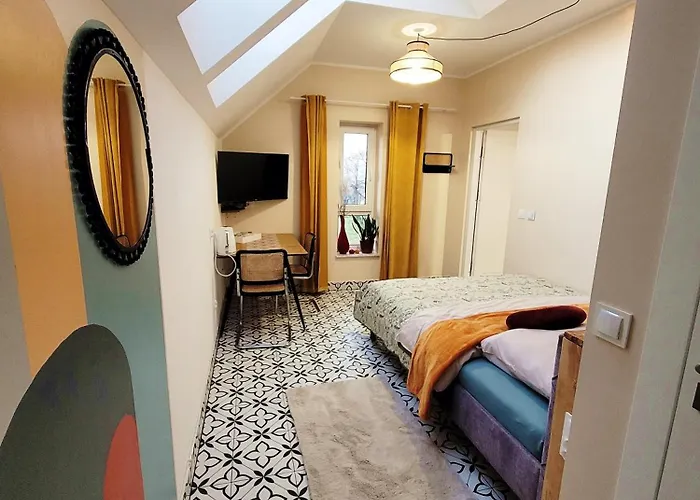 Przy Szlaku Jeleni אוסטראון