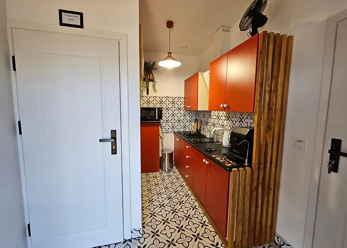 Przy Szlaku Jeleni בית אירוח אוסטראון