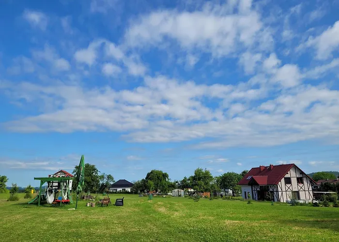 Przy Szlaku Jeleni אוסטראון